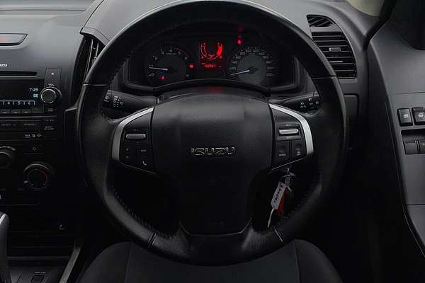 2016 Isuzu D-MAX SX High Ride Rear Wheel Drive