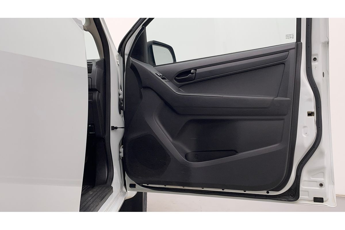 2016 Isuzu D-MAX SX High Ride Rear Wheel Drive