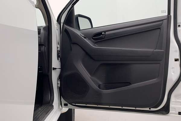 2016 Isuzu D-MAX SX High Ride Rear Wheel Drive