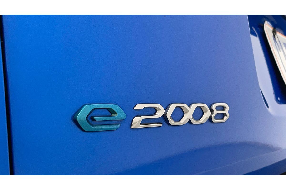 2023 Peugeot e-2008 GT P24