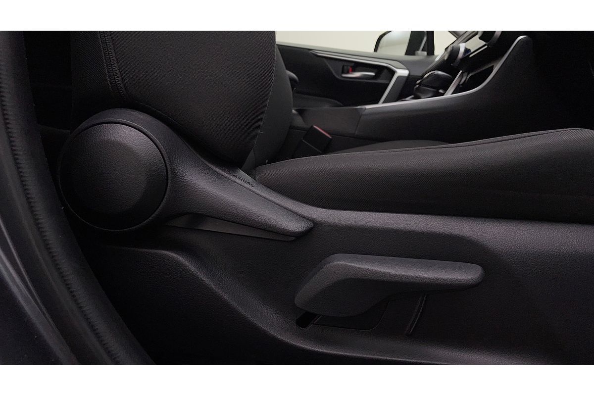 2020 Toyota RAV4 GXL MXAA52R