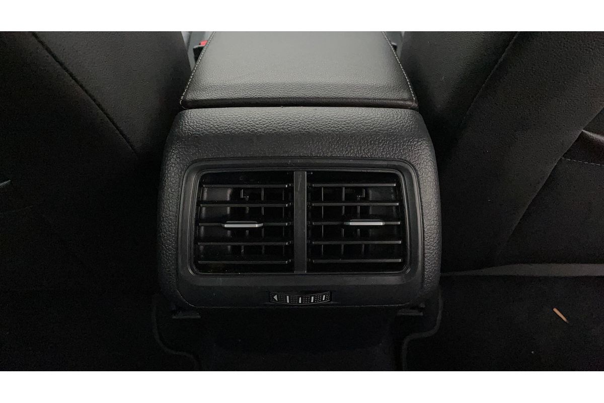 2015 Volkswagen Golf 110TSI Highline 7