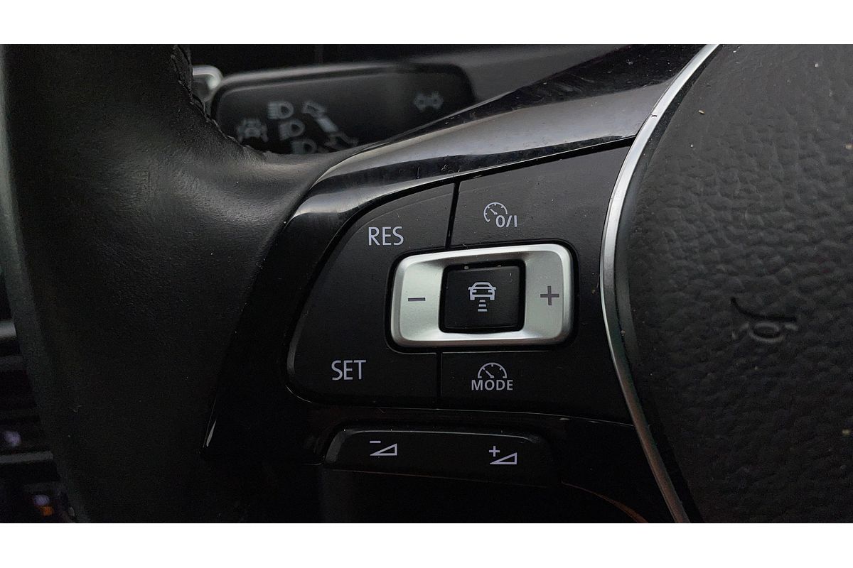 2015 Volkswagen Golf 110TSI Highline 7