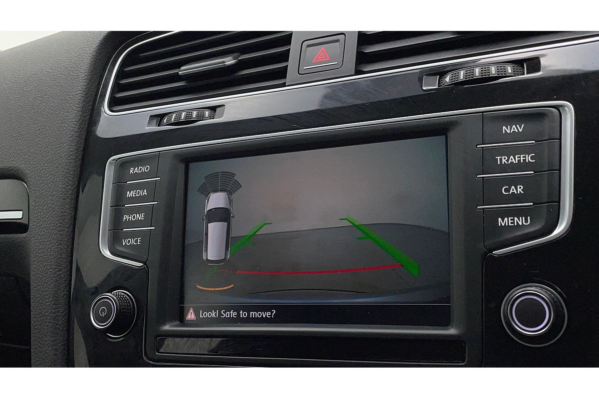 2015 Volkswagen Golf 110TSI Highline 7