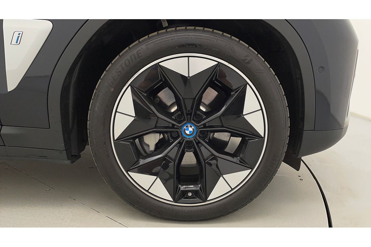 2021 BMW iX3 G08