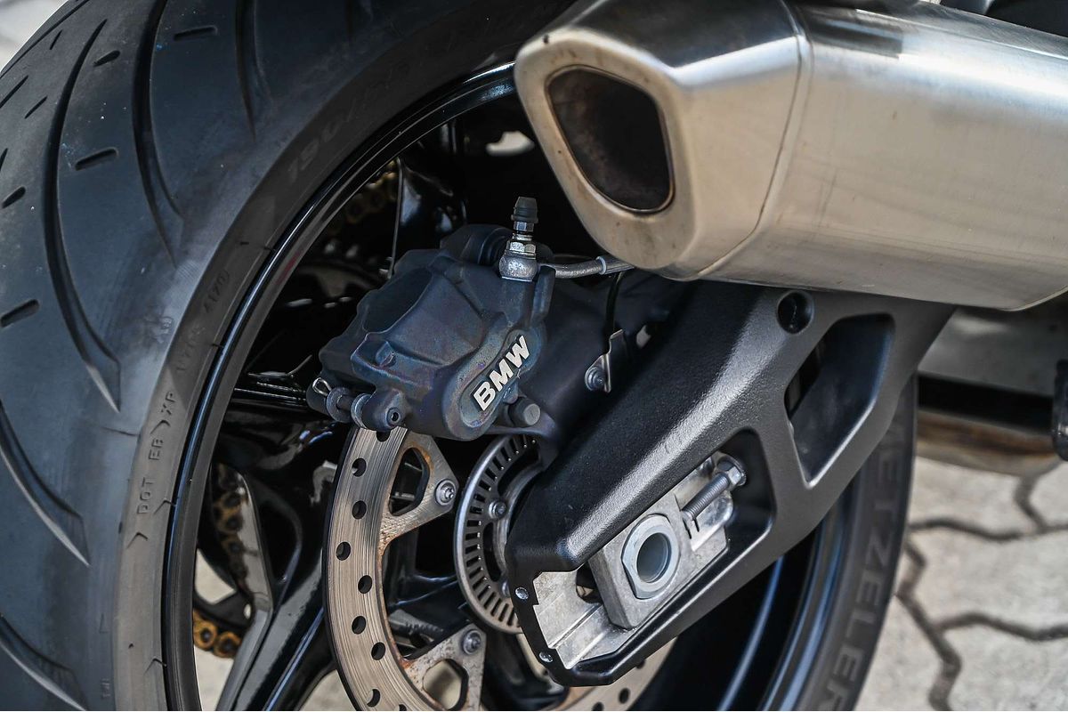 2022 BMW S 1000 XR Triple Black S 1000