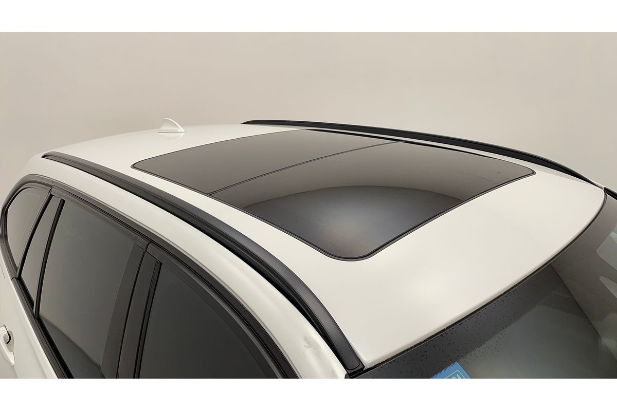 2016 BMW 3 Series 330i M Sport F31 LCI