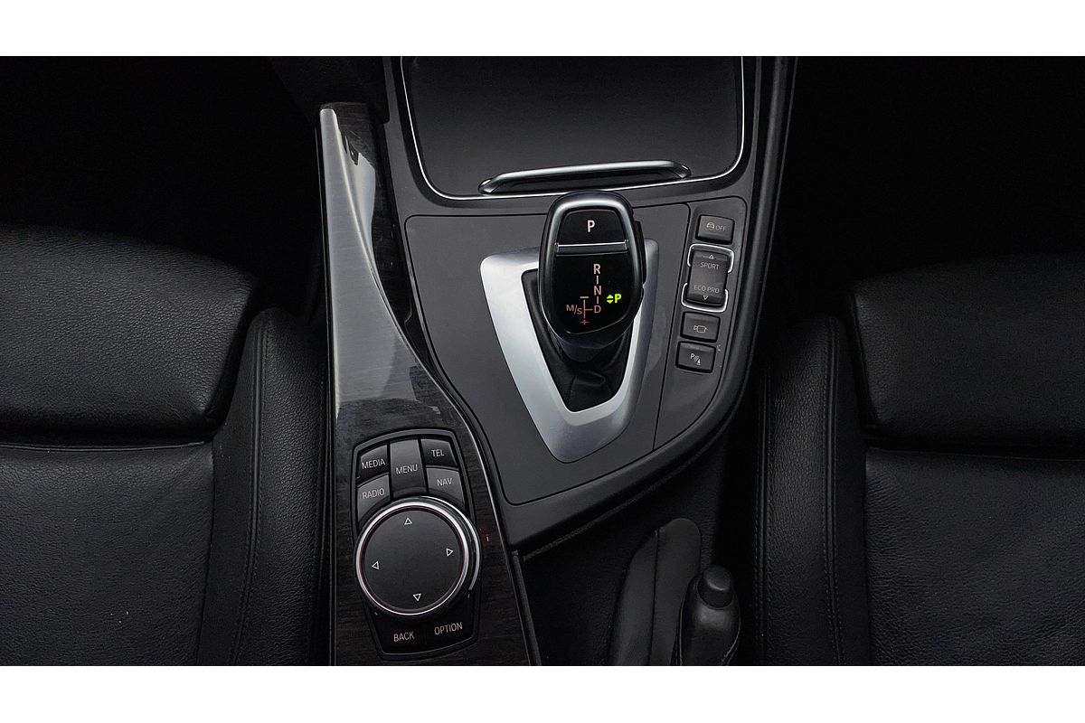 2016 BMW 3 Series 330i M Sport F31 LCI