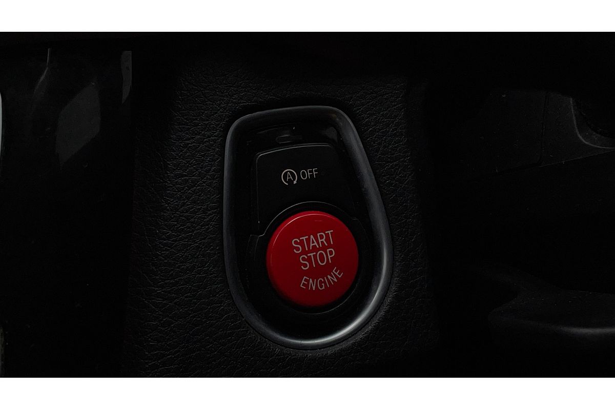 2016 BMW 3 Series 330i M Sport F31 LCI