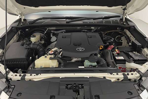 2022 Toyota Hilux SR5 GUN126R 4X4