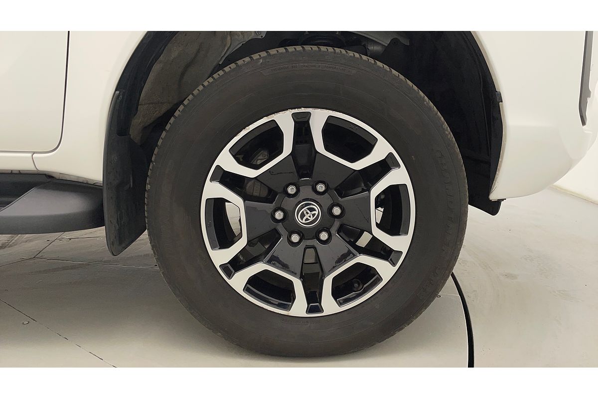 2022 Toyota Hilux SR5 GUN126R 4X4