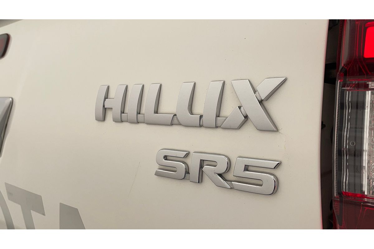 2022 Toyota Hilux SR5 GUN126R 4X4