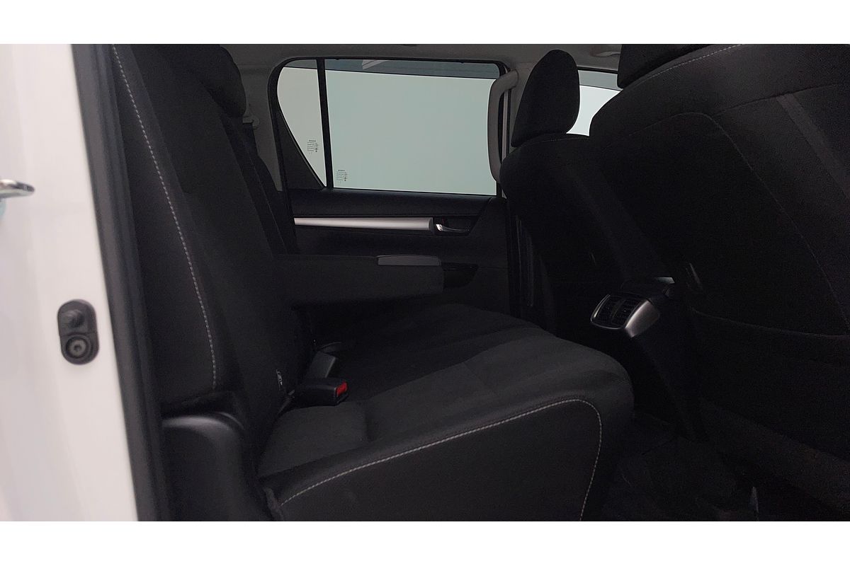 2022 Toyota Hilux SR5 GUN126R 4X4