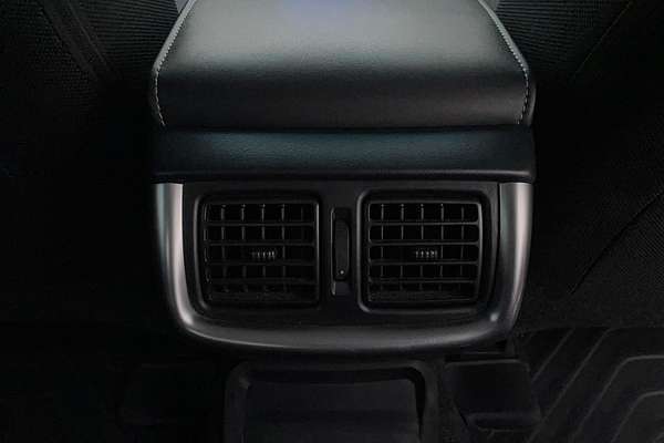 2022 Toyota Hilux SR5 GUN126R 4X4