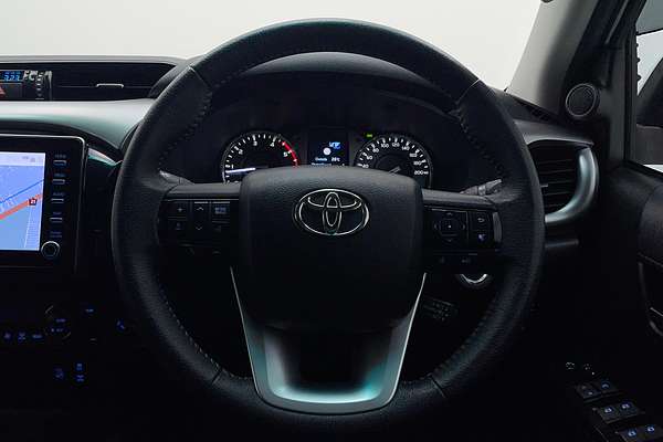 2022 Toyota Hilux SR5 GUN126R 4X4