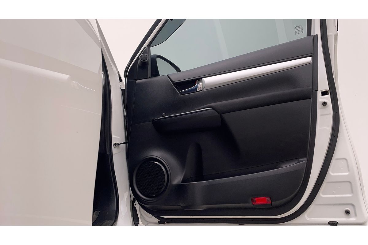 2022 Toyota Hilux SR5 GUN126R 4X4