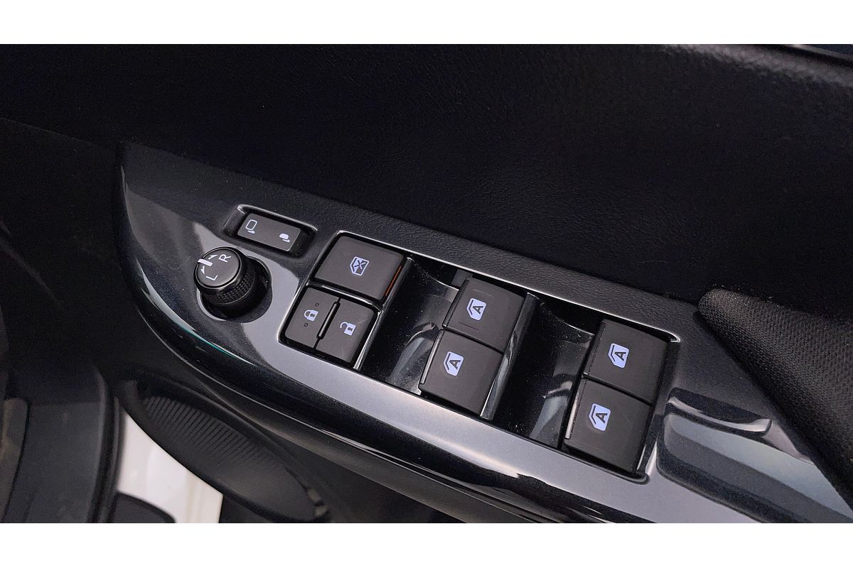 2022 Toyota Hilux SR5 GUN126R 4X4