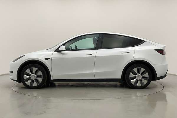 2023 Tesla Model Y Rear-Wheel Drive