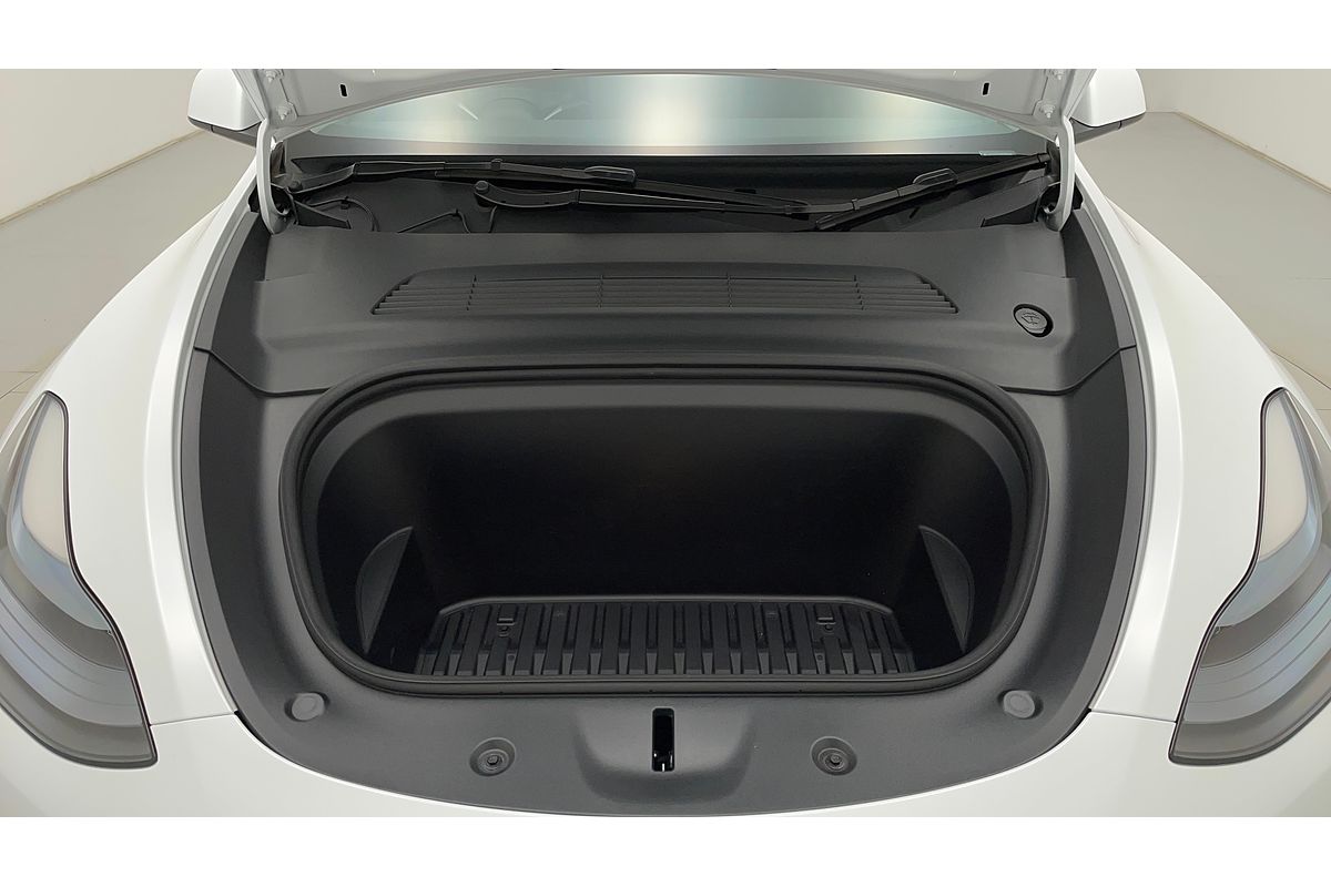 2023 Tesla Model Y Rear-Wheel Drive
