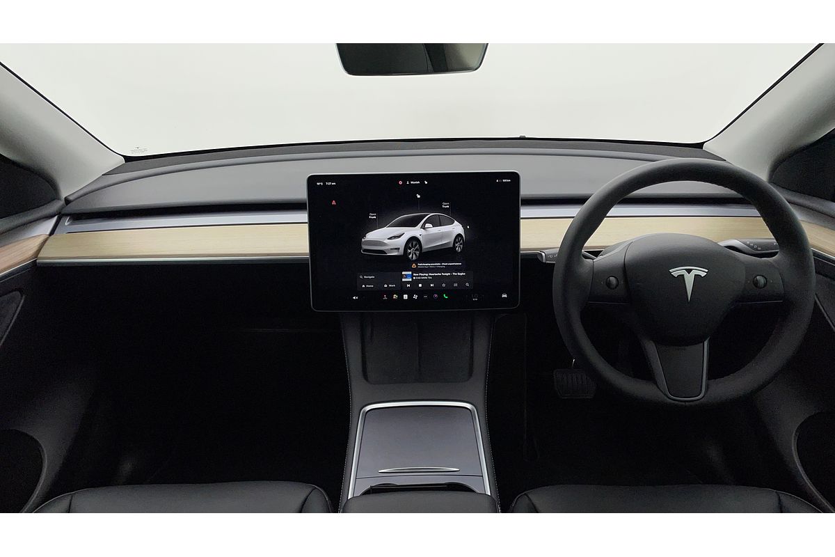 2023 Tesla Model Y Rear-Wheel Drive