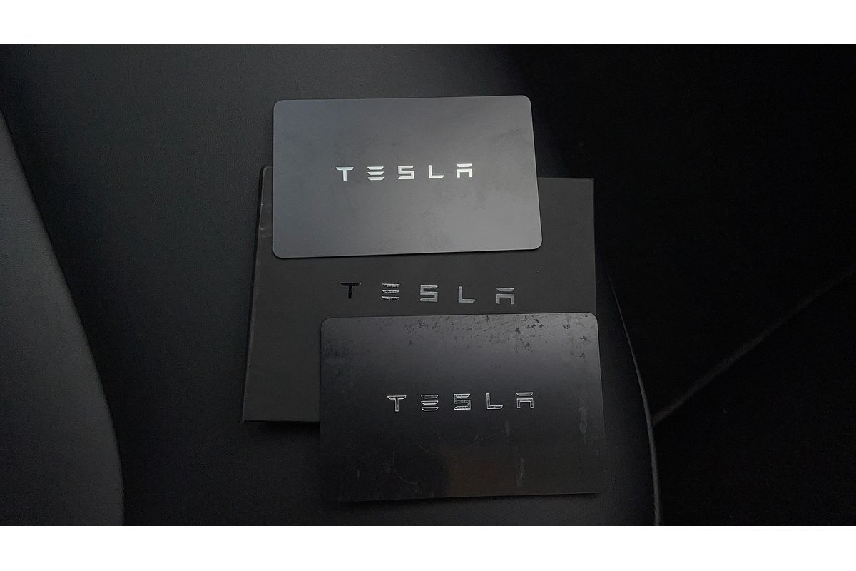 2023 Tesla Model Y Rear-Wheel Drive