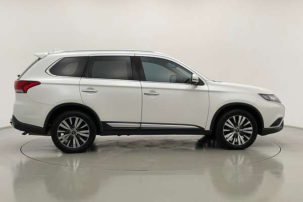 2019 Mitsubishi Outlander Exceed ZL