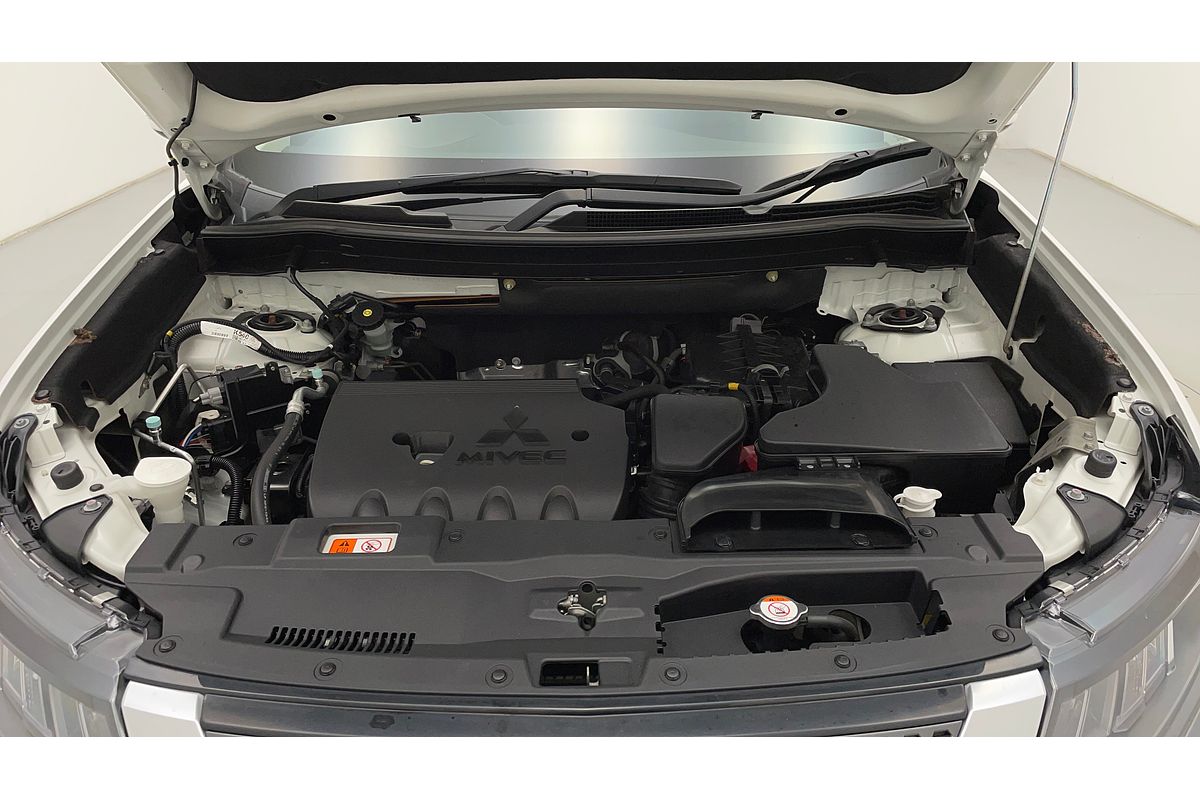 2019 Mitsubishi Outlander Exceed ZL
