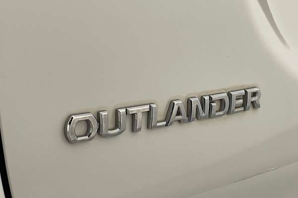 2019 Mitsubishi Outlander Exceed ZL