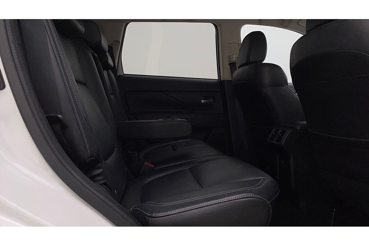 2019 Mitsubishi Outlander Exceed ZL
