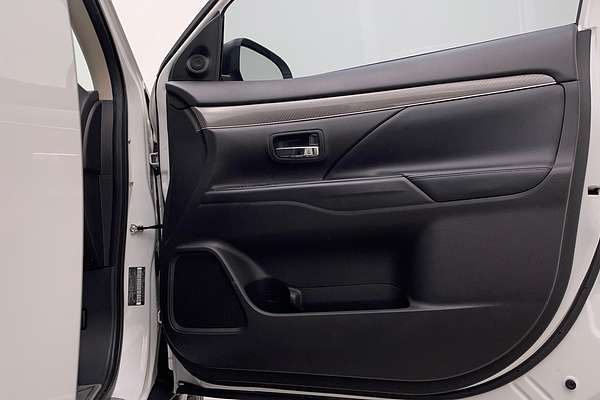 2019 Mitsubishi Outlander Exceed ZL
