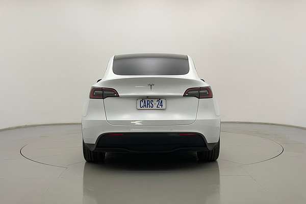 2022 Tesla Model Y Rear-Wheel Drive