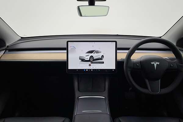 2022 Tesla Model Y Rear-Wheel Drive