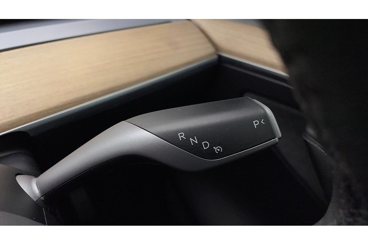 2022 Tesla Model Y Rear-Wheel Drive