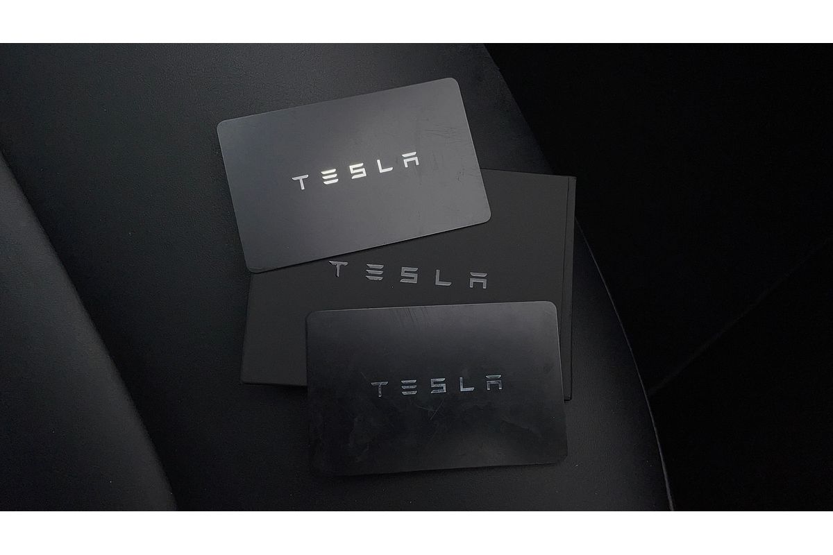 2022 Tesla Model Y Rear-Wheel Drive