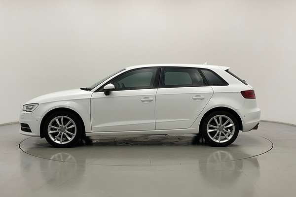2016 Audi A3 Attraction 8V