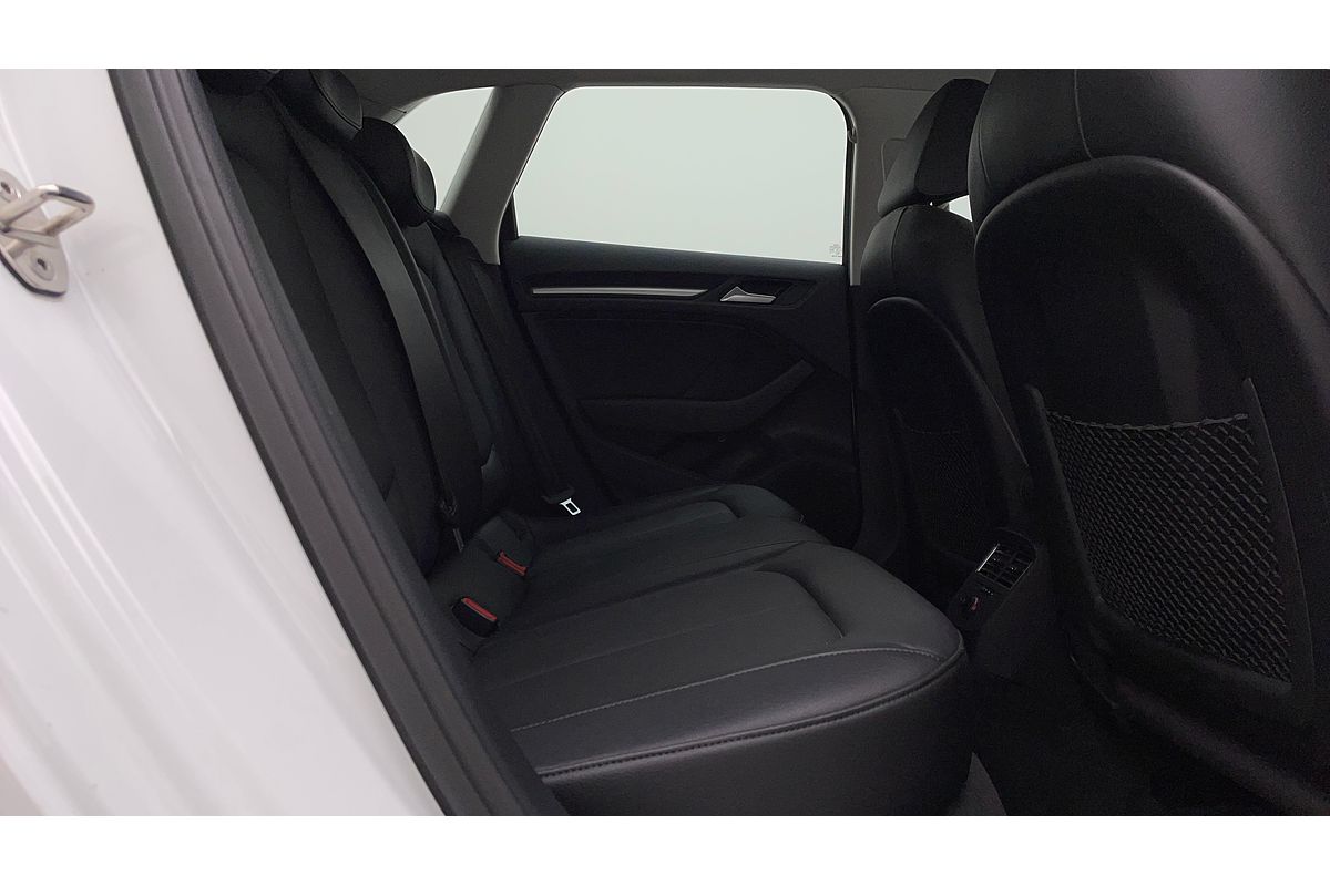 2016 Audi A3 Attraction 8V