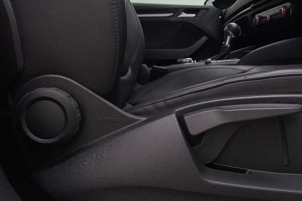 2016 Audi A3 Attraction 8V