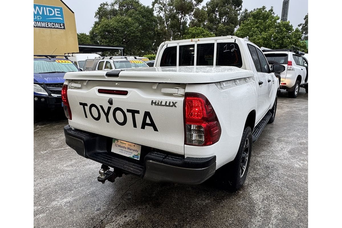 2017 Toyota Hilux SR (4x4) GUN126R MY17 4X4