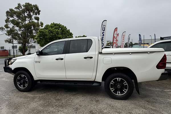 2017 Toyota Hilux SR (4x4) GUN126R MY17 4X4