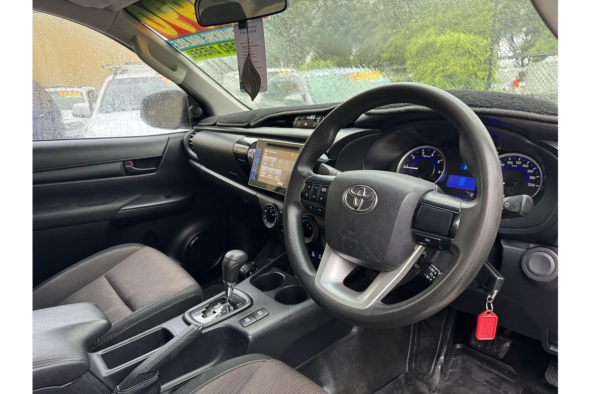 2017 Toyota Hilux SR (4x4) GUN126R MY17 4X4