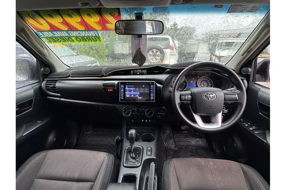 2017 Toyota Hilux SR (4x4) GUN126R MY17 4X4