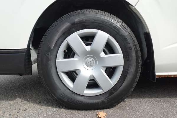 2015 Toyota Hiace Commuter KDH223R ELWB High Roof