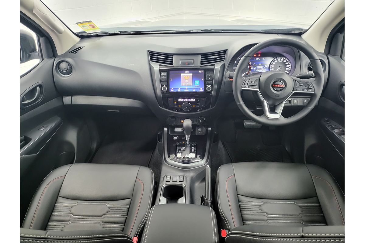 Nissan NAVARA 4X4 2.3 DSL AUTO DC P4X WARRIOR