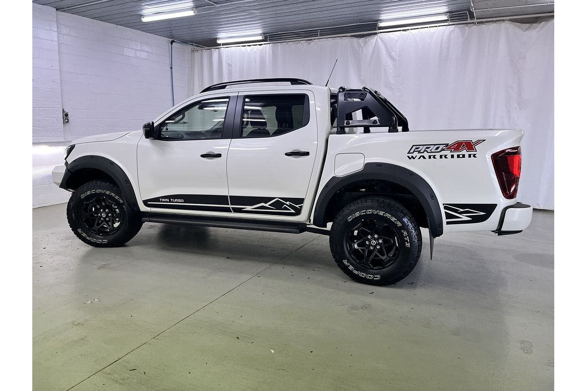 Nissan NAVARA 4X4 2.3 DSL AUTO DC P4X WARRIOR
