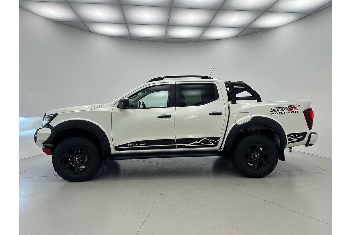 Nissan NAVARA 4X4 2.3 DSL AUTO DC P4X WARRIOR