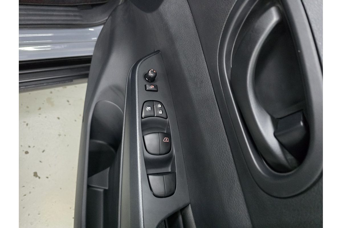 2025 Nissan Navara PRO-4X D23 4X4