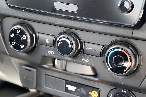 2025 Mazda BT-50 XT TF 4X4