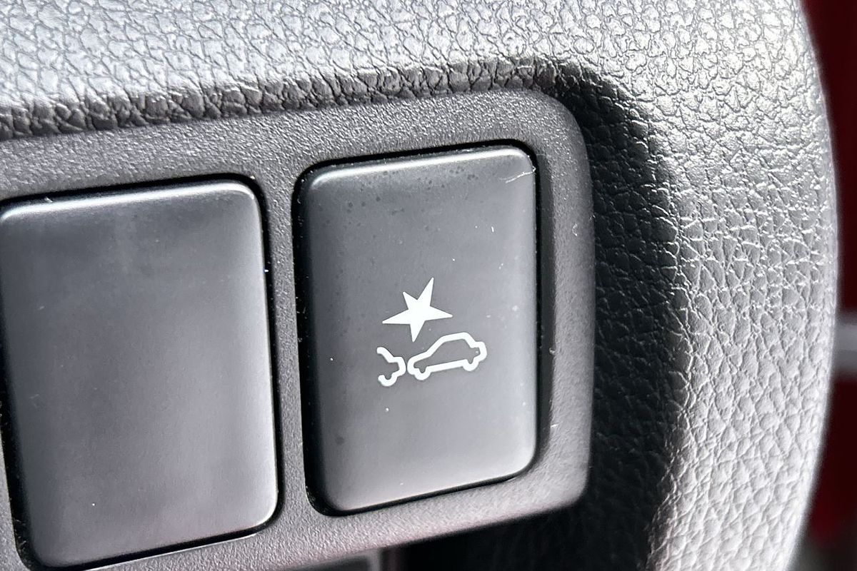 2022 Mitsubishi Eclipse Cross ES YB