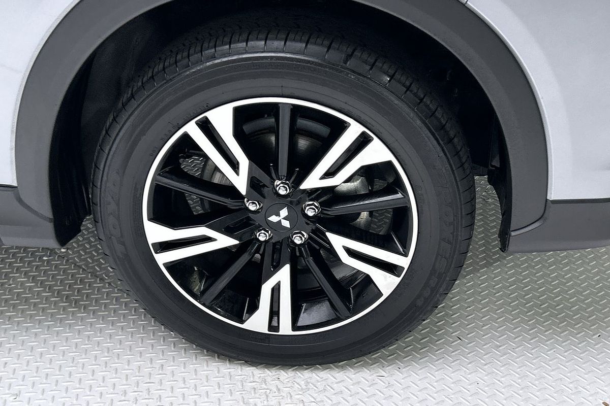 2023 Mitsubishi Eclipse Cross LS YB