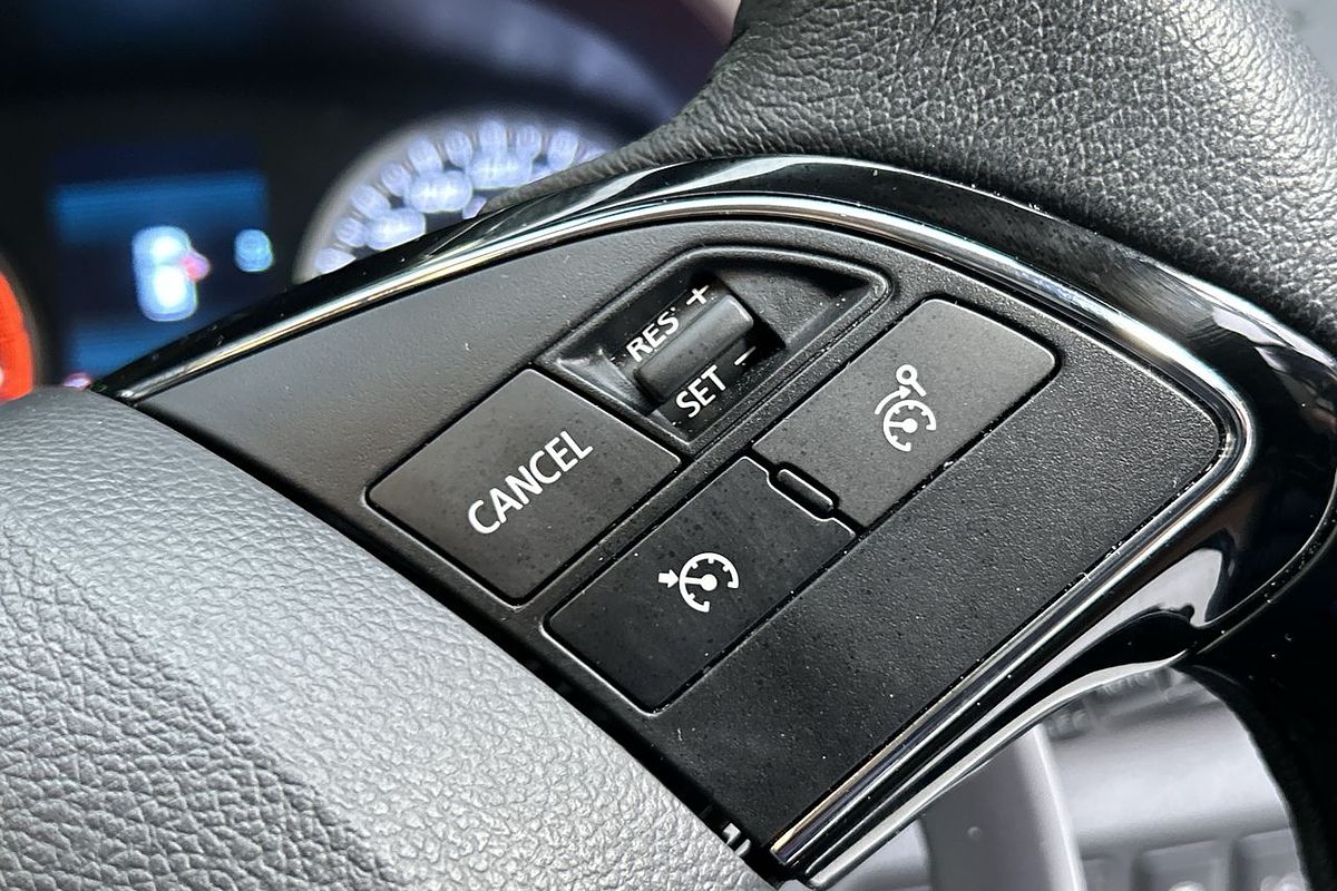 2023 Mitsubishi Eclipse Cross LS YB